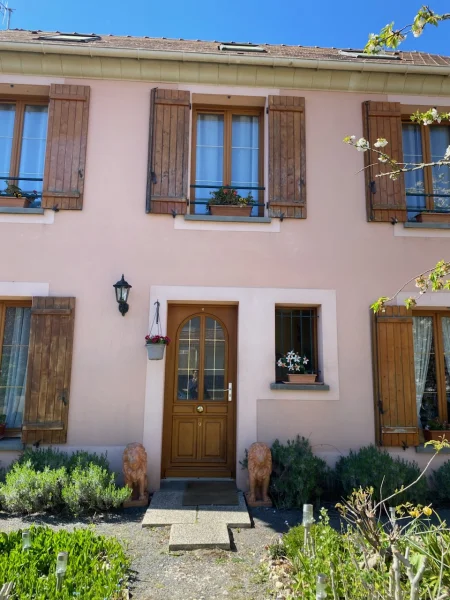 Maison 7 mn de la Gare de Fontainebleau 8 chambres